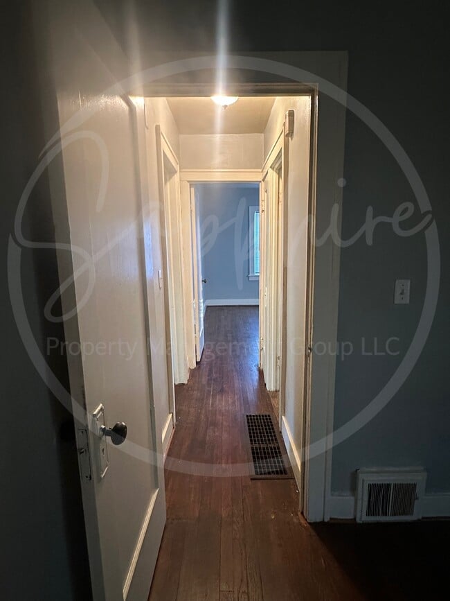 Building Photo - 2404 E 67th Terrace