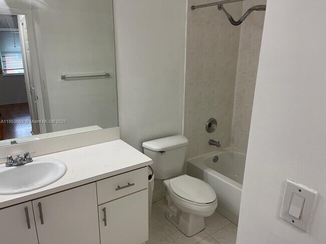 Building Photo - 6141 NW 115th Pl