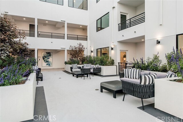 Building Photo - 5110 Whitsett Ave