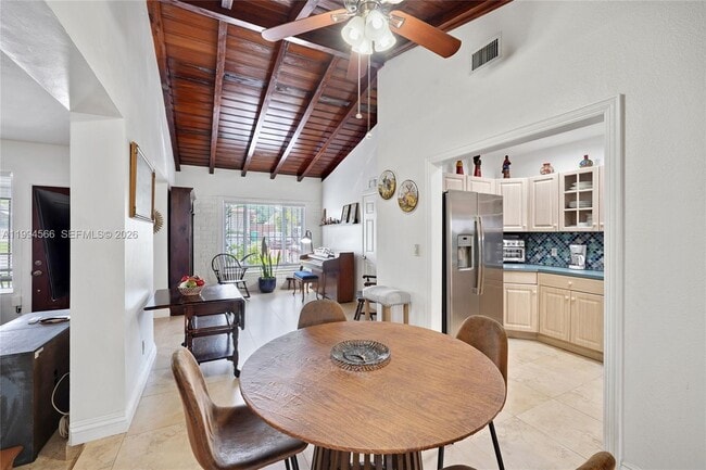 Building Photo - 2834 SW 33rd Ave