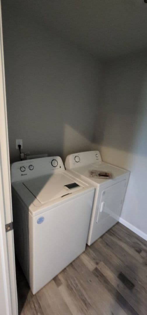 Building Photo - Modern 3 bed 2.5 bath twinhome in South Bismarck