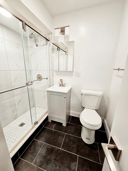 Building Photo - 501 Beacon St