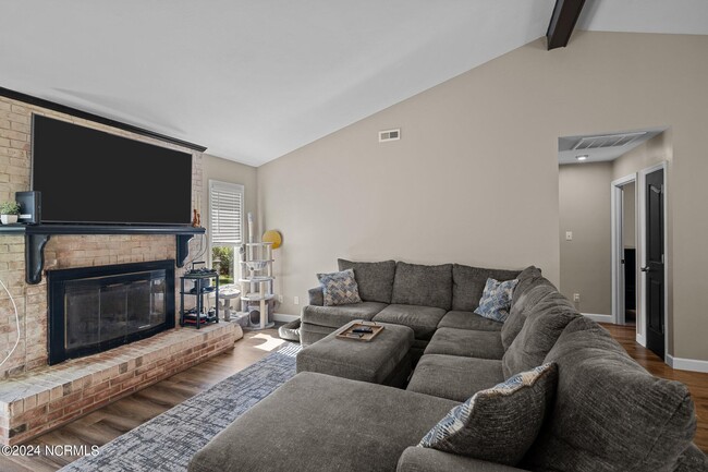Building Photo - 5603 Gold Ct
