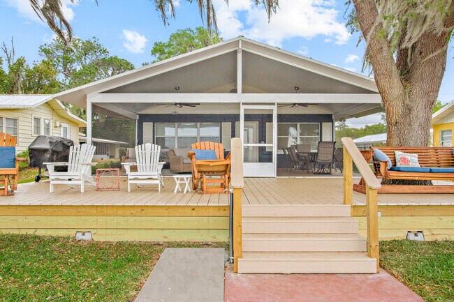 Building Photo - 13920 SE 124th St