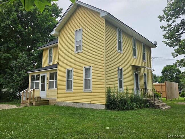 Building Photo - 9514 Six Mile Rd