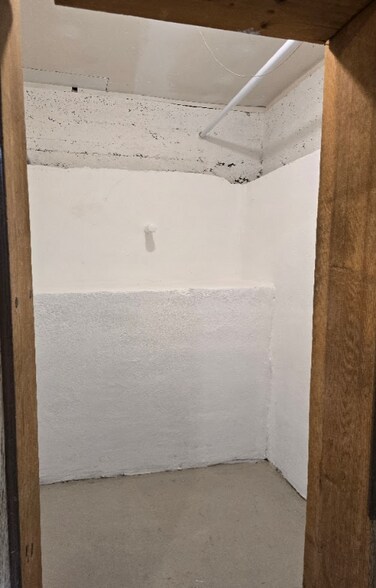 Building Photo - 506 N 3rd Ave