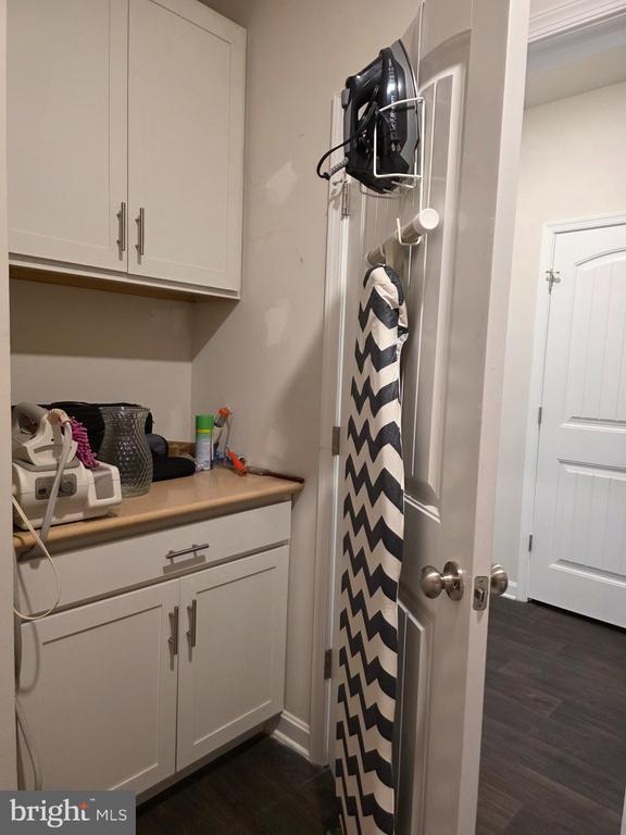 Building Photo - 268 Coral Ct