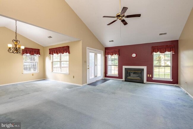 Building Photo - 193 Hawthorne Ct