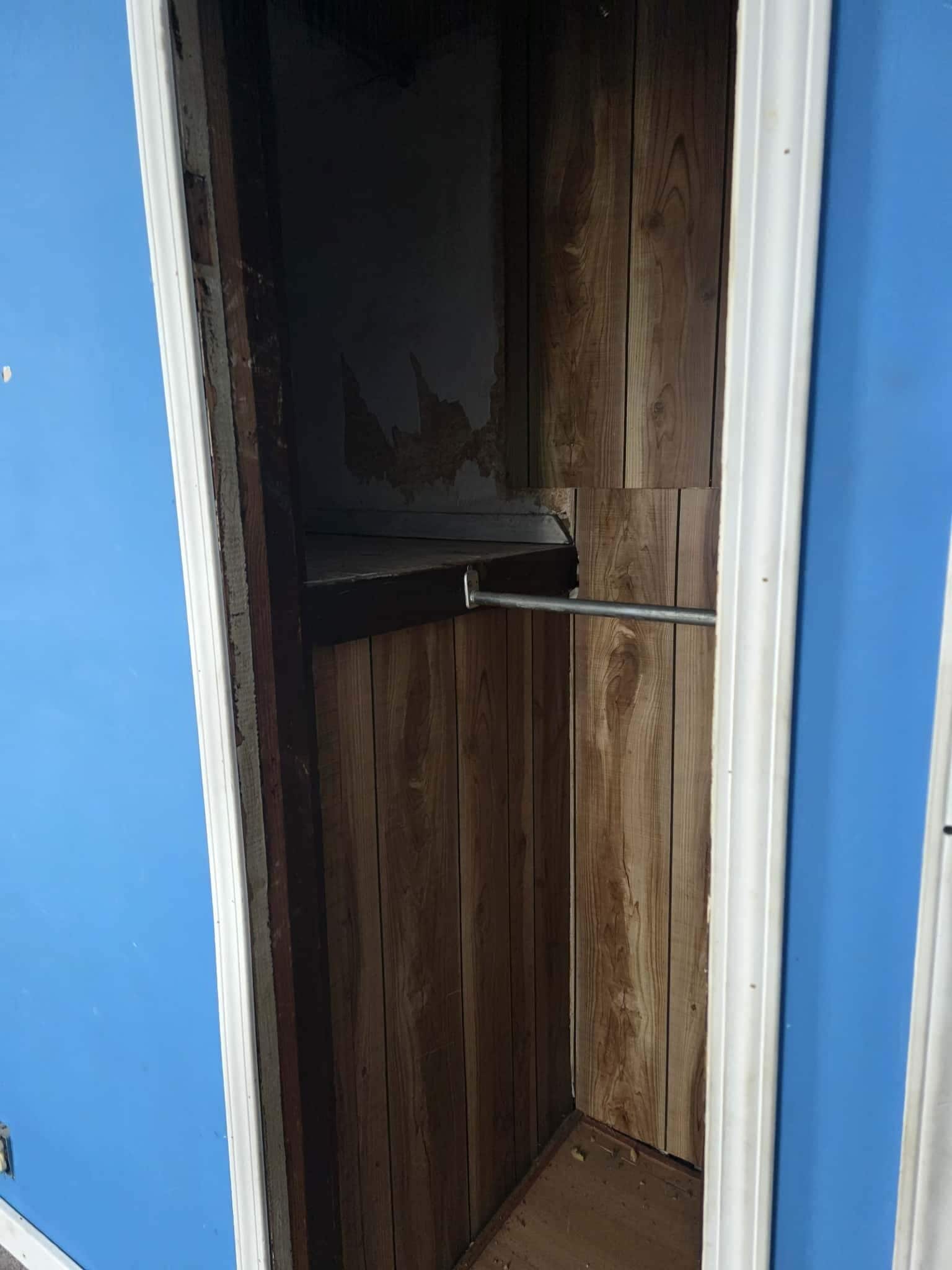 Building Photo - 1180 E Mueller Ave