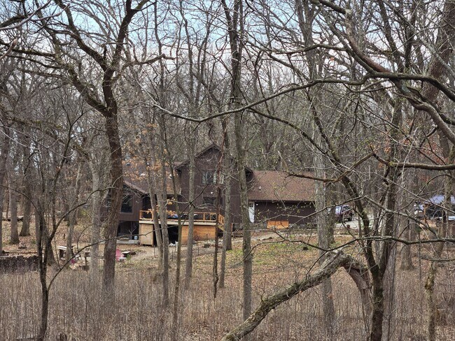 Building Photo - S43W30464 Stone Gate Ln