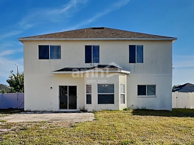 Building Photo - 12723 Longcrest Dr