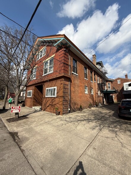 Building Photo - 329 Taylor Ave