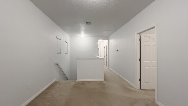 Building Photo - 1088 Avila Ln