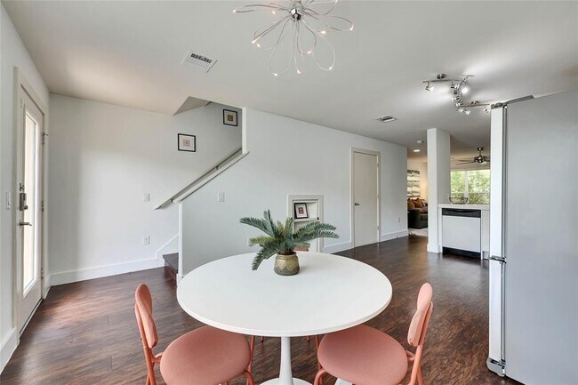 Building Photo - 1101 Grove Blvd