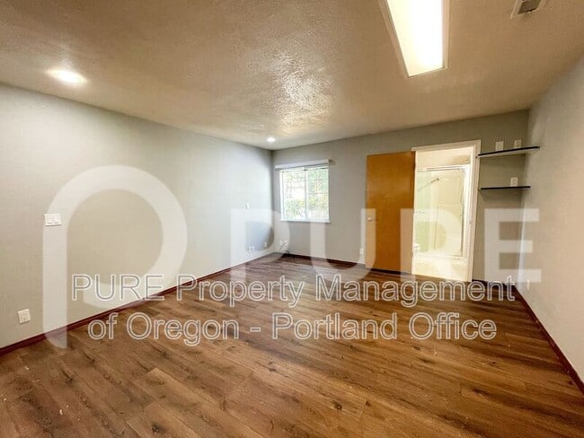 Building Photo - 8506 SE Mill St