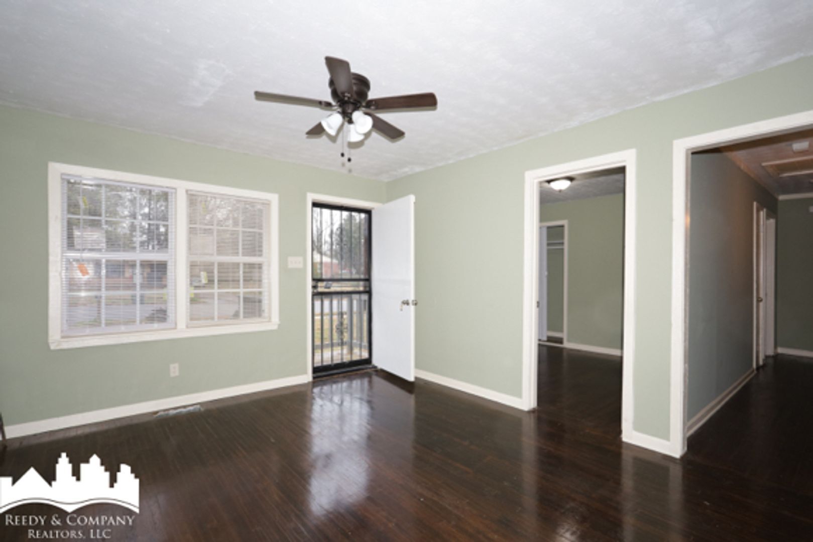 Building Photo - 2474 Corning Ave