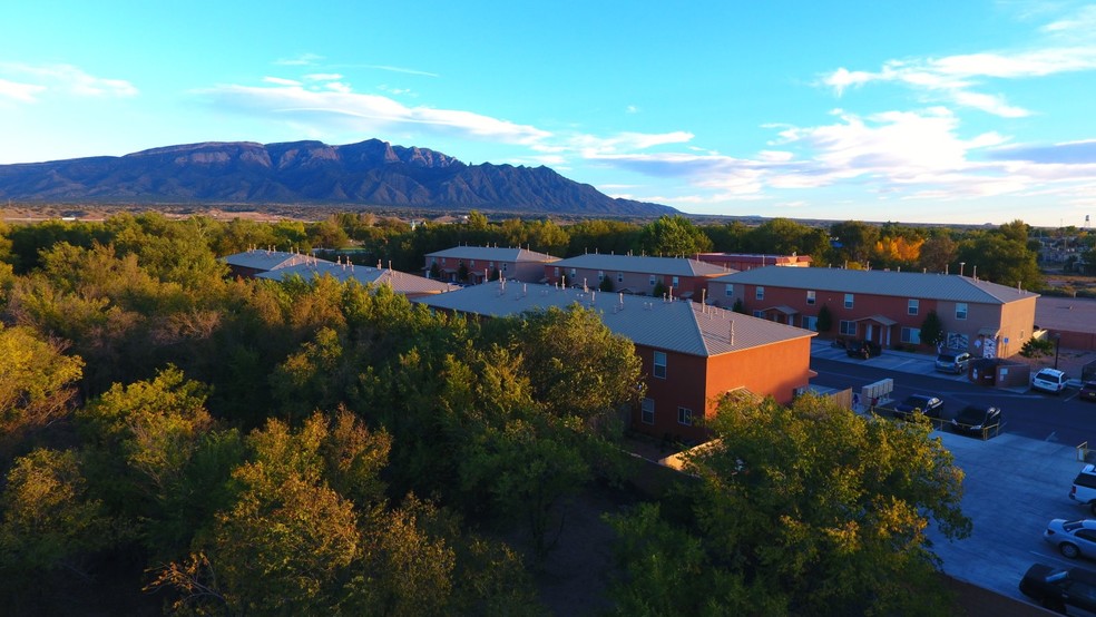 Apartments in Bernalillo, NM - Coronado Townhomes