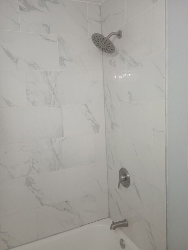 Building Photo - 1105 N 50th Ave