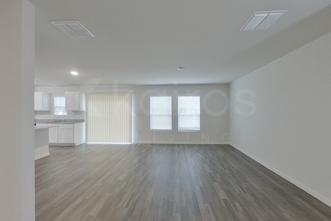 Building Photo - 7159 Meroni Blvd