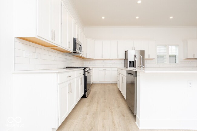 Building Photo - 15384 Cardonia Rd
