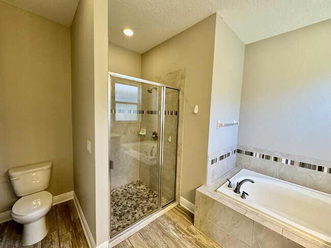 Building Photo - K-Bar range gated 3-Bed Single Family House newly renovated with Fenced back yard