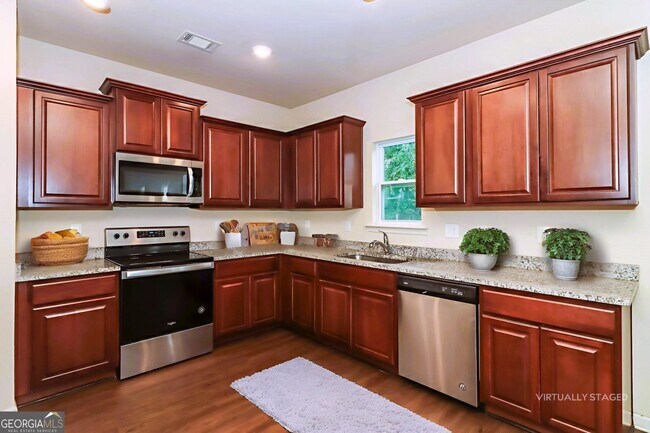 Building Photo - 134 Innis Brk Cir