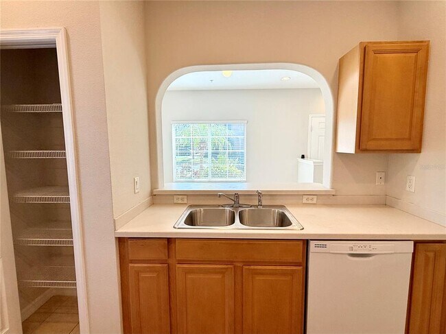 Building Photo - 12993 Coyote Ln