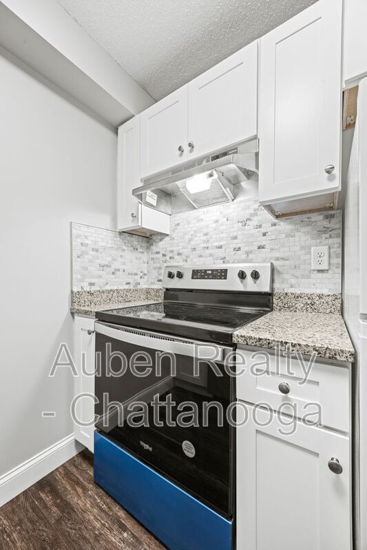 Building Photo - 5519 HIGHWAY 153 APT I