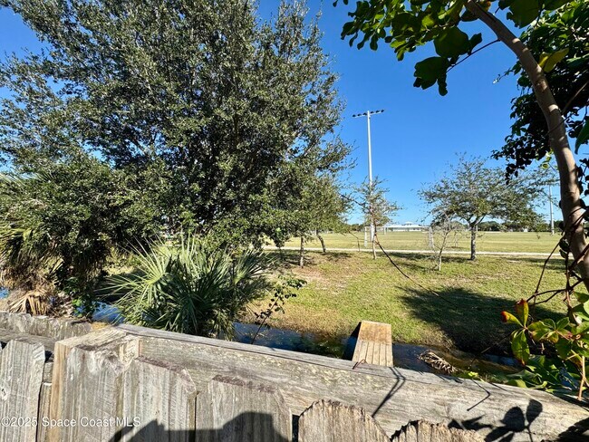 Building Photo - 53 Anchor Dr