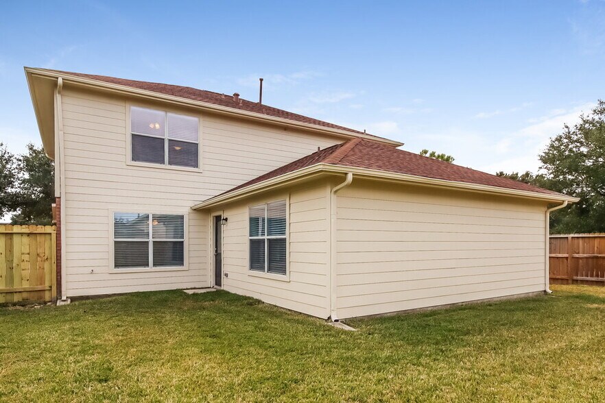 Building Photo - 13003 Sandhill Park Ln