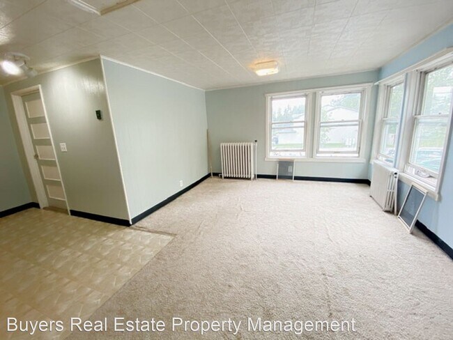 Building Photo - 8414 Duben Ave