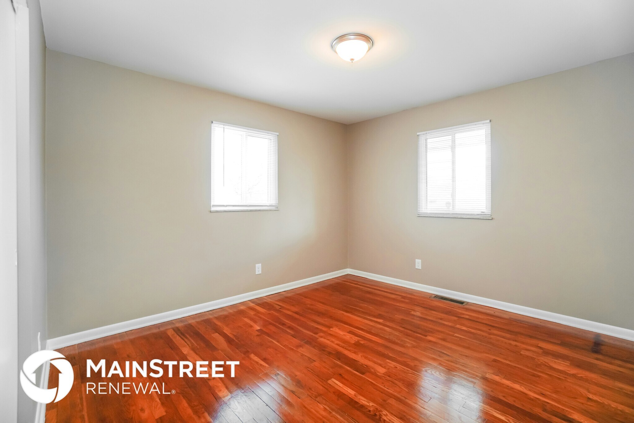 Building Photo - 945 Hodges Dr