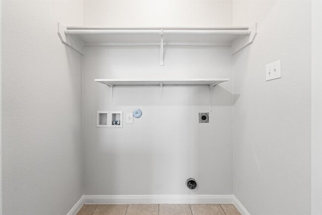 Building Photo - 188 Dodge City Trail