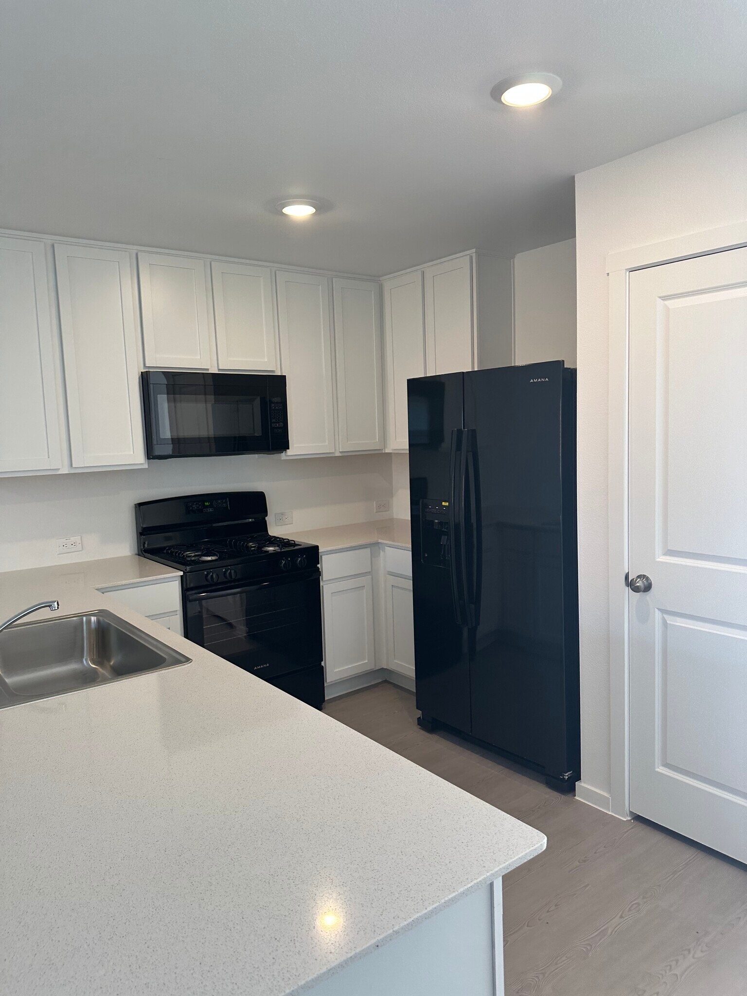 Building Photo - 3009 Tokara St