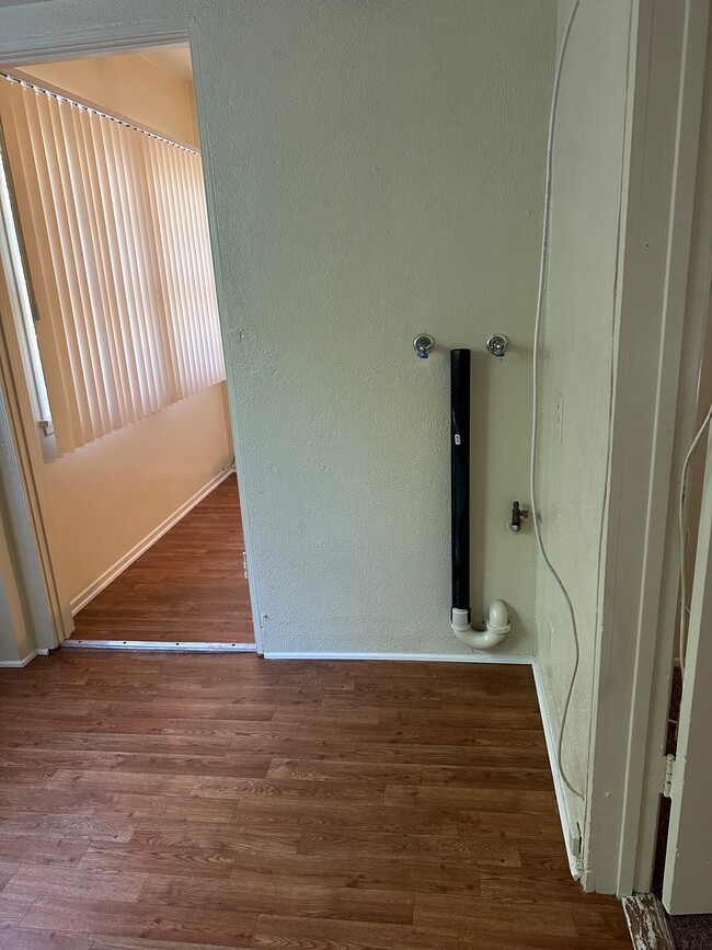 Building Photo - 515 W Foothill Blvd