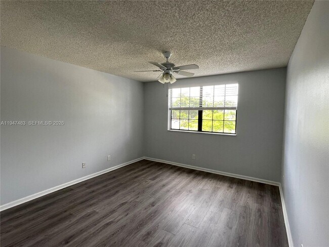 Building Photo - 11211 W Atlantic Blvd