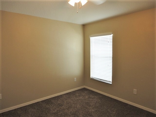 Building Photo - 10032 Perthshire Cir
