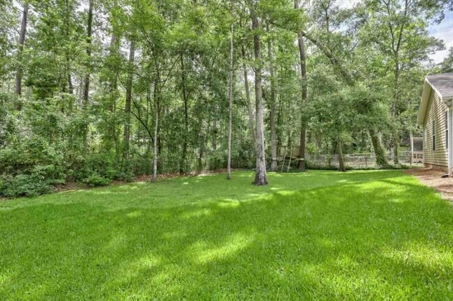 Building Photo - 3513 Larkspur Ln