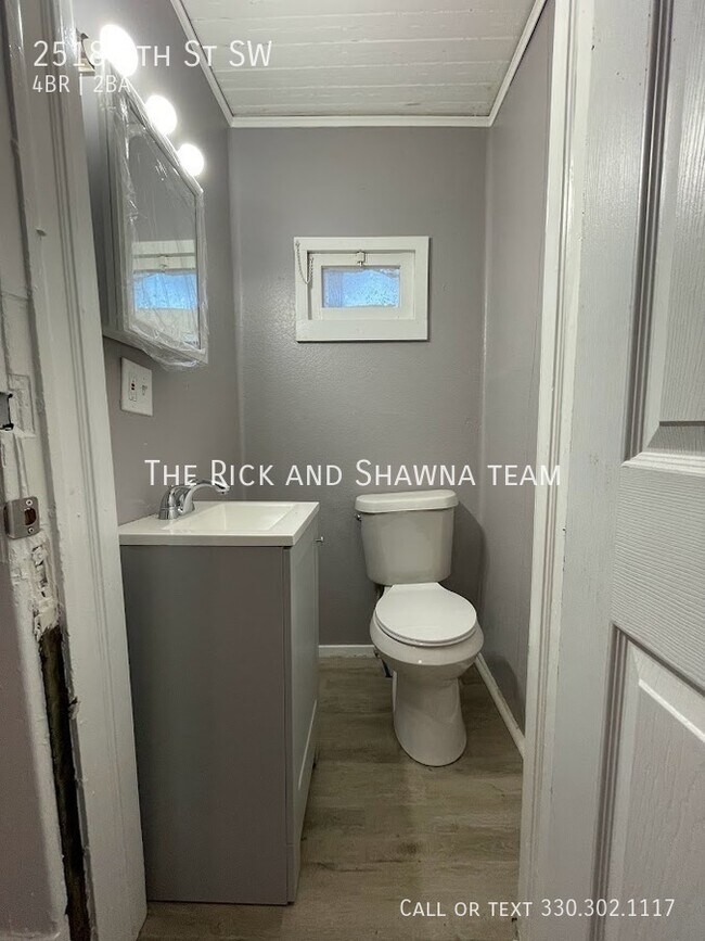 Building Photo - Four bedroom two bathroom home for rent