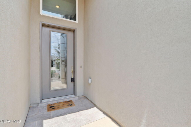 Building Photo - 12365 Desert Dove Ave