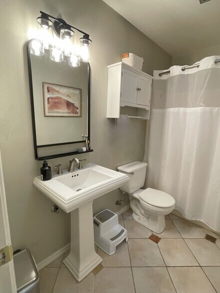 Building Photo - 3847 San Marcos Ct