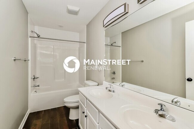 Building Photo - 3 Bedroom Pet-Friendly Home in Jeffersonvi...
