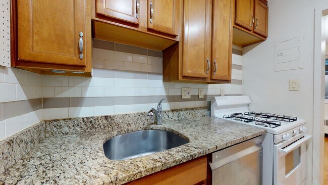 Building Photo - 2400 41st St NW