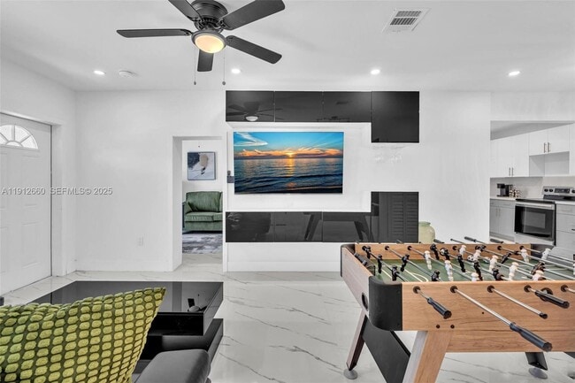 Building Photo - 797 NW 35th St