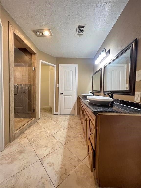 Building Photo - 12965 Larch Ln