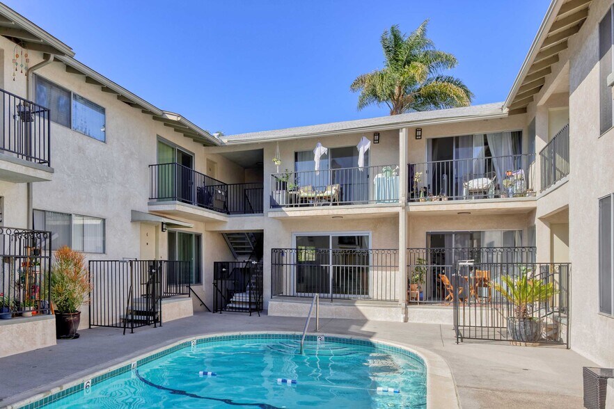 Building Photo - 2002 Missouri St