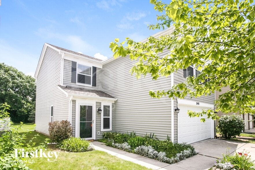 Building Photo - 15498 Border Dr