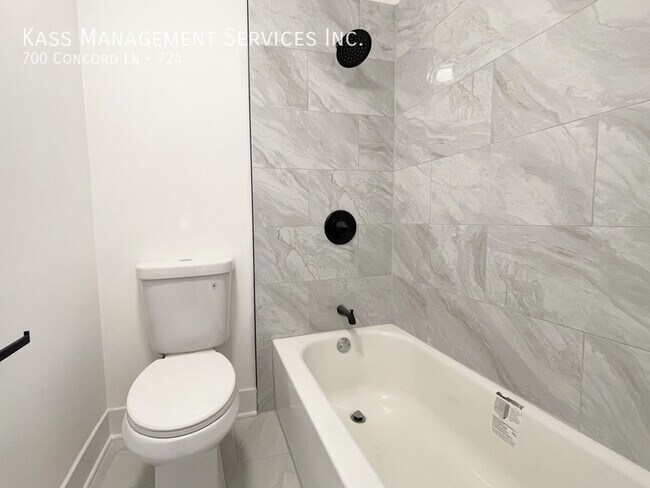 Building Photo - 700 Concord Ln