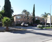 Building Photo - 6566 W Fountain Ave