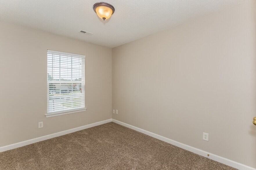 Building Photo - 5033 Revelation Way